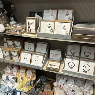 J’s Hallmark Shop