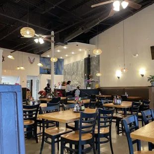 Clean. Simple. Welcoming. We came at the slowest time of the day. lol