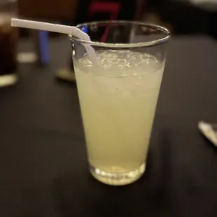 Pineapple lemonade