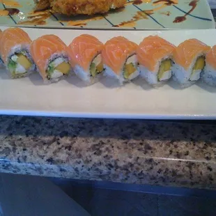 Mango Salmon Roll