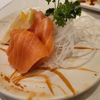 Salmon Sashimi