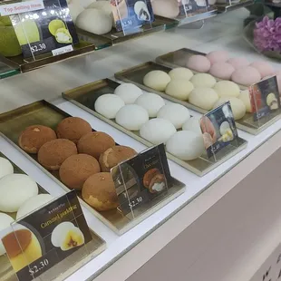 Mochi Cream