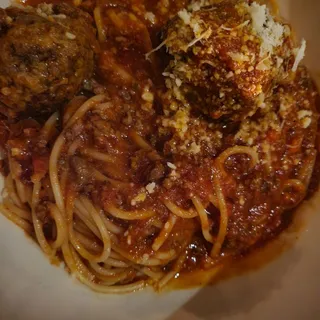Spaghetti & Meatballs