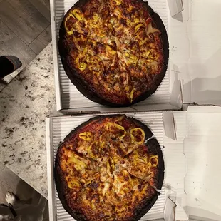 Burnt. Pizza. Like they had to see the pizza they put in the box right?