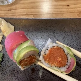 Tokyo roll - spicy tuna tempura inside