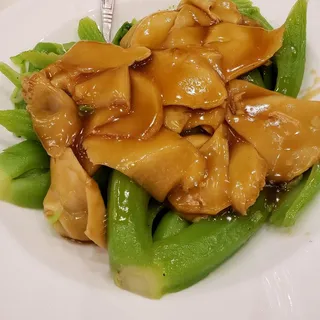 Reishi Mushroom with Fresh Vegetables