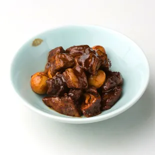 Braised Brisket with Quail Eggs