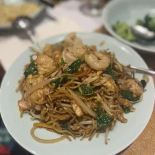 Shrimp Chow Mein