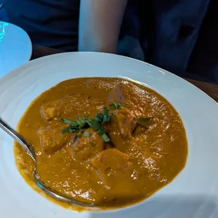 Chicken makhani (butter chicken)