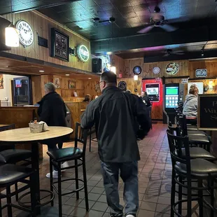 Restaurant &amp; bar