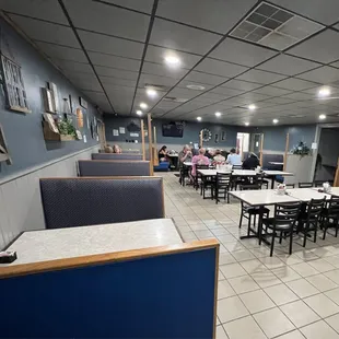 A non crowded bar - with no time to split a check! In two thousand and twenty four!