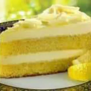 Lemon mascarpone cake