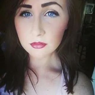 Katie V.