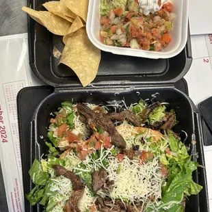 Steak Fajita meat salad.  Was very yummy, just missing the bell pepper and onions that fajitas have. Definitely will order again.