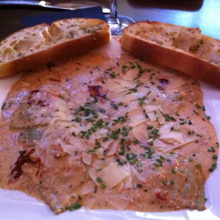Spinach Gorgonzola Ravioli