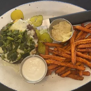 Green Chile Cheeseburger