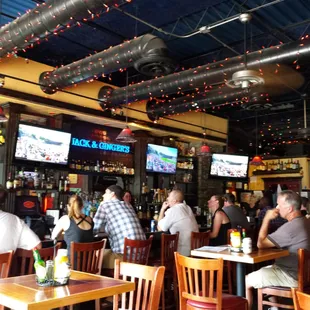 Great place to watch Little League World Series!