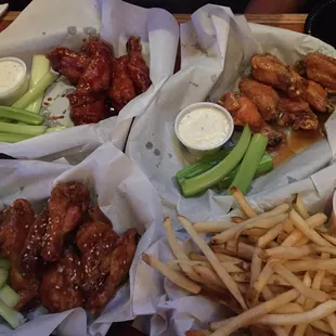fried chicken wings, food, bbq chicken, poultry, chicken wings and fried chicken, bbq wings, chicken, fried chicken, chicken wings