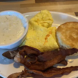 Beagle Breakfast with scrambled eggs with cheddar, crispy bacon, grits, and biscuit - a definite repeat!