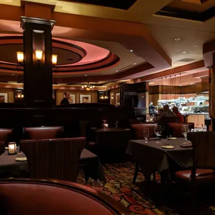 sushi and sashimi, interior