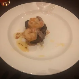 Filet with shrimp