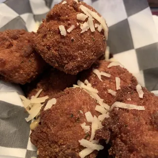 Fried Mac Nuggs