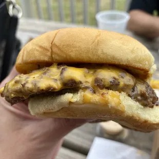Cheeseburger
