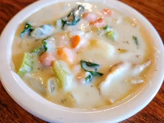 Woody's Sports Bar & Grill