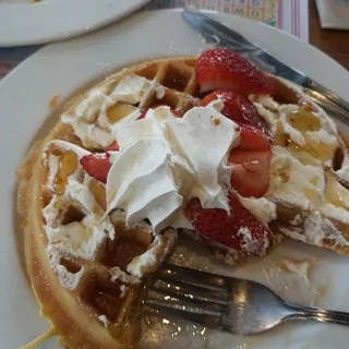 STRAWBERRY WAFFLE