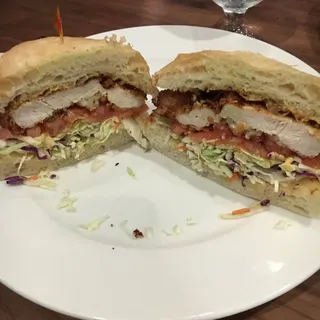 CRISPY CHICKEN SANDWICH
