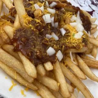 CHILI CHEESE FRIES