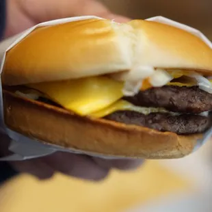 Double ultimate cheeseburger!