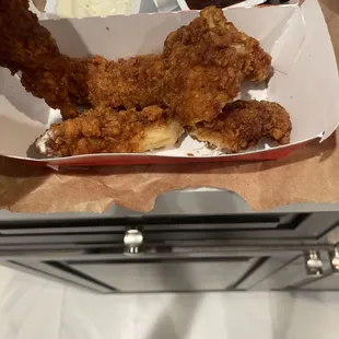 food, chicken wings and fried chicken, fried chicken wings, fried chicken, poultry, bbq chicken, chicken, bbq wings, chicken wings