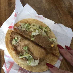 No sauce and barely scraps of lettuce or cheese?!?