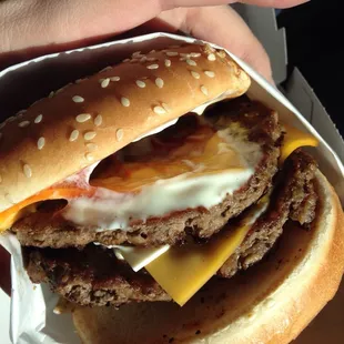 No bacon in their bacon ultimate cheese Burger. False advertisement.