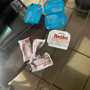 The sauces that the employee said was too much