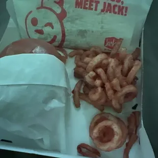 This can't be a medium amount of fries right?  i feel fvcked over