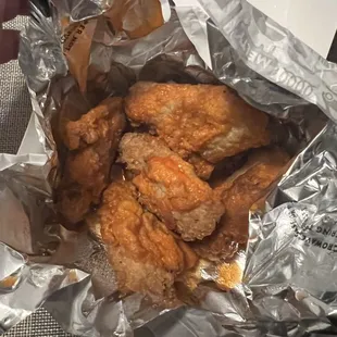 Ordered garlic Parmesan wings and they gave me buffalo wings. Great!