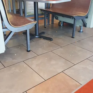 Manager, she sucks here