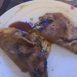 &quot;Tacos&quot; from Jack-In-The-Box on Craycroft. They&apos;re a soggy mess. Never again.