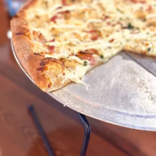 Chicken bacon ranch pizza