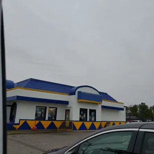 Stopped by for after work lunch.