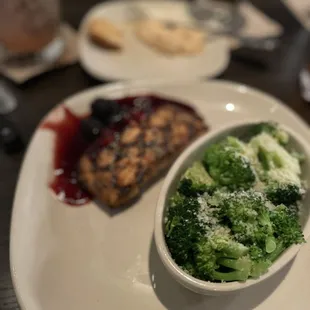 Blackberry Salmon and Steamed Broccoli