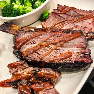 Burn Ends, Crown Beef Rib, Brisket, Garlic Broccoli