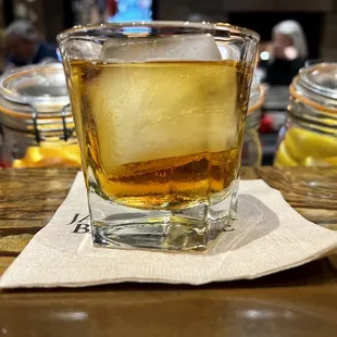 BBQ isn&apos;t the only thing they do well: a big rock and a nice pour! Love my bartender!