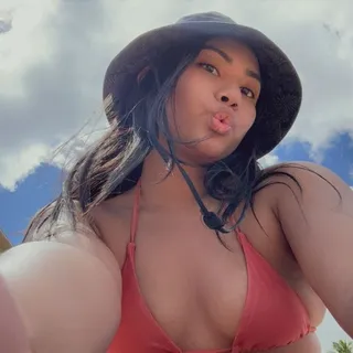 Shayla B.