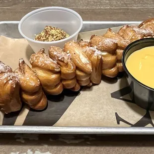 Celtic Knot Pretzel: Says homemade but definitely not.