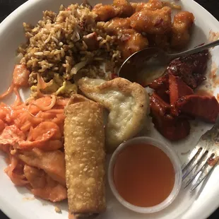 Chicken and shrimp Pad Thai, General Chen's (tso) chicken, Boneless spare ribs, Potsticker, Egg roll
