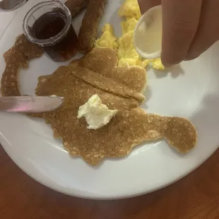 Dinosaur pancake for my toddler! She loved it!