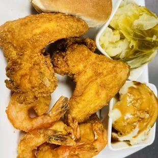 fried chicken, fried chicken wings, chicken wings and fried chicken, food, chicken, bbq chicken, chicken wings, bbq wings, poultry